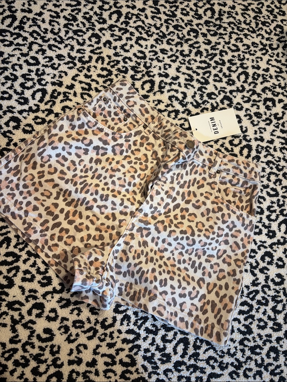 Sezane Le City Shorts Leo Blond - Solidarity Creation - Size 8